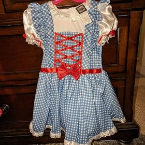 Wizard of Oz. Dorothy costume